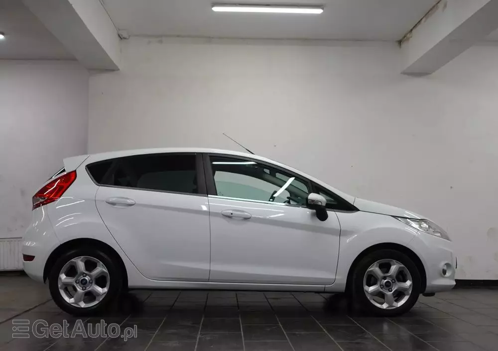 FORD Fiesta 1.4 TDCi Titanium