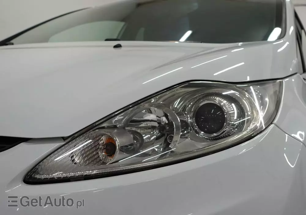 FORD Fiesta 1.4 TDCi Titanium