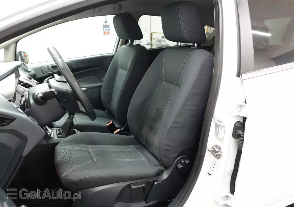 FORD Fiesta 1.4 TDCi Titanium