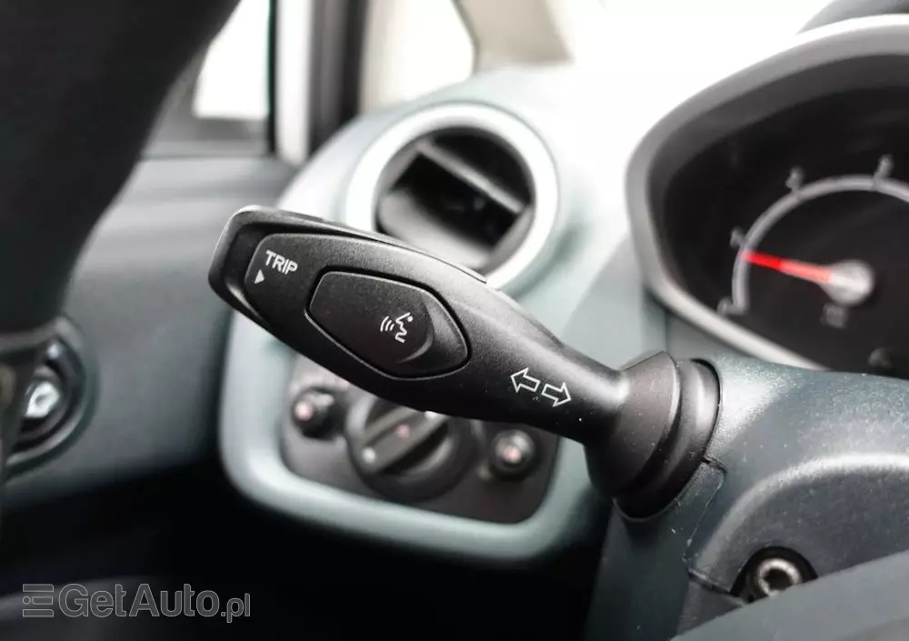 FORD Fiesta 1.4 TDCi Titanium