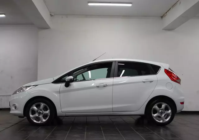 FORD Fiesta 1.4 TDCi Titanium