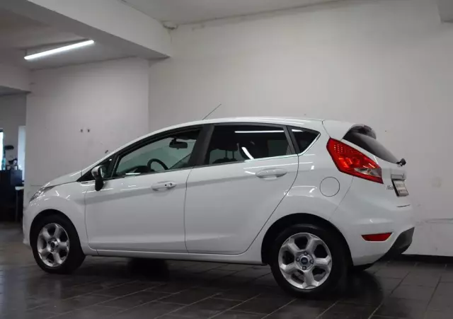 FORD Fiesta 1.4 TDCi Titanium
