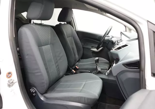 FORD Fiesta 1.4 TDCi Titanium