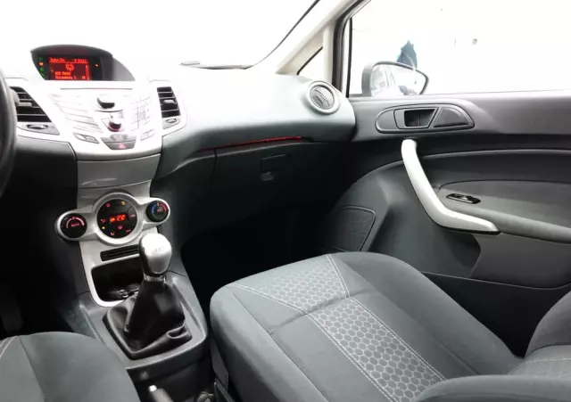 FORD Fiesta 1.4 TDCi Titanium