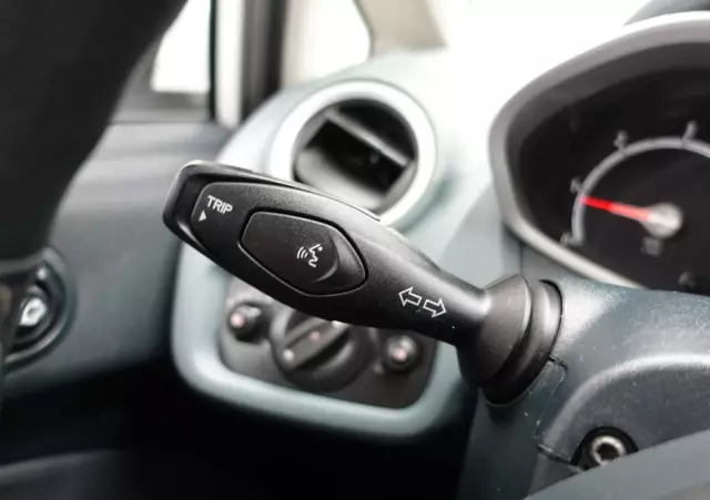 FORD Fiesta 1.4 TDCi Titanium