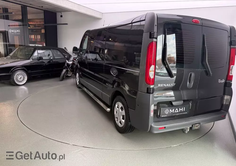 RENAULT Trafic 2.5 dCi FAP 115 L2H1 Komfort
