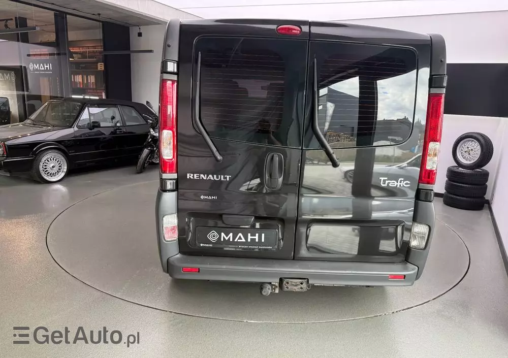 RENAULT Trafic 2.5 dCi FAP 115 L2H1 Komfort