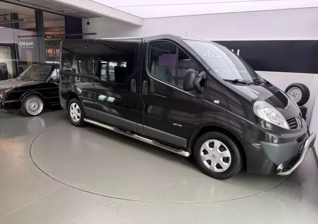 RENAULT Trafic 2.5 dCi FAP 115 L2H1 Komfort