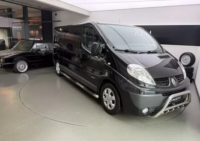 RENAULT Trafic 2.5 dCi FAP 115 L2H1 Komfort