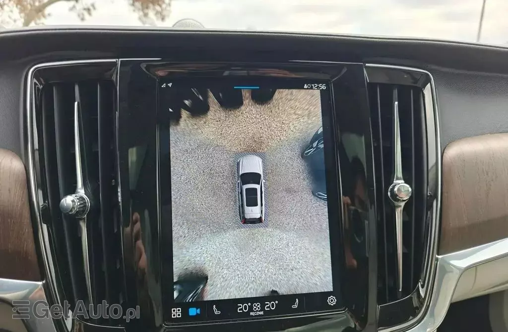 VOLVO V90 Cross Country 