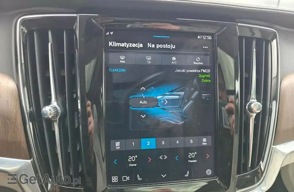 VOLVO V90 Cross Country 