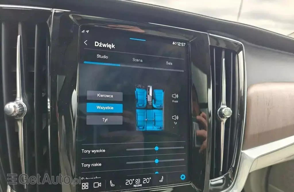 VOLVO V90 Cross Country 