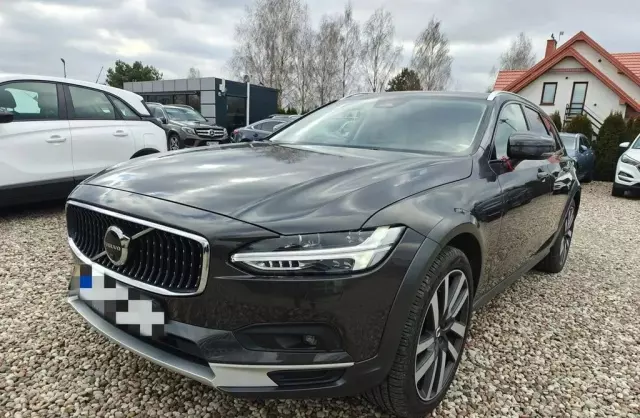 VOLVO V90 Cross Country 