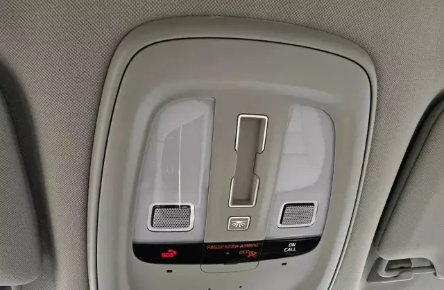 VOLVO V90 Cross Country 