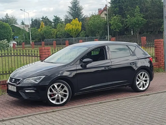SEAT Leon FR Black S&S