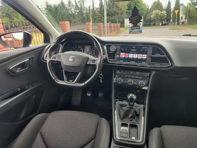 SEAT Leon FR Black S&S