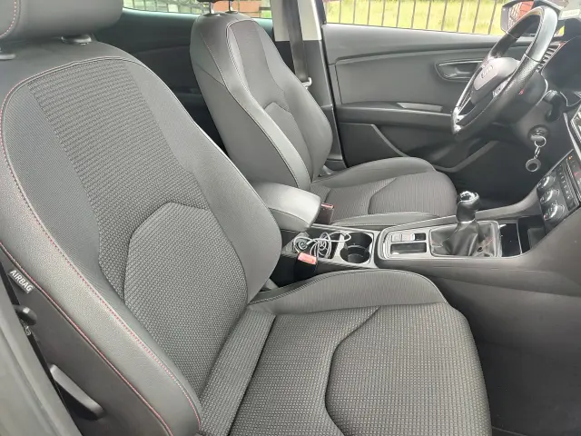 SEAT Leon FR Black S&S
