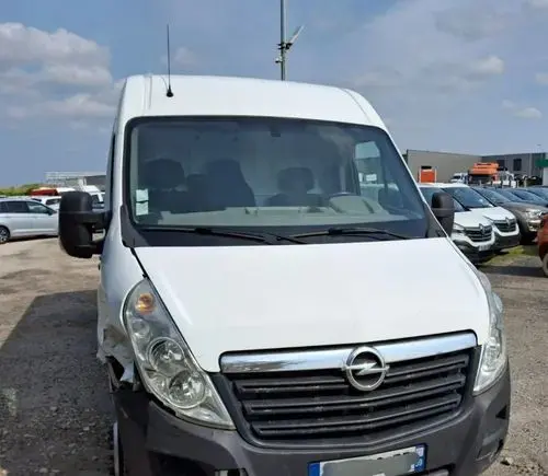 RENAULT Master 