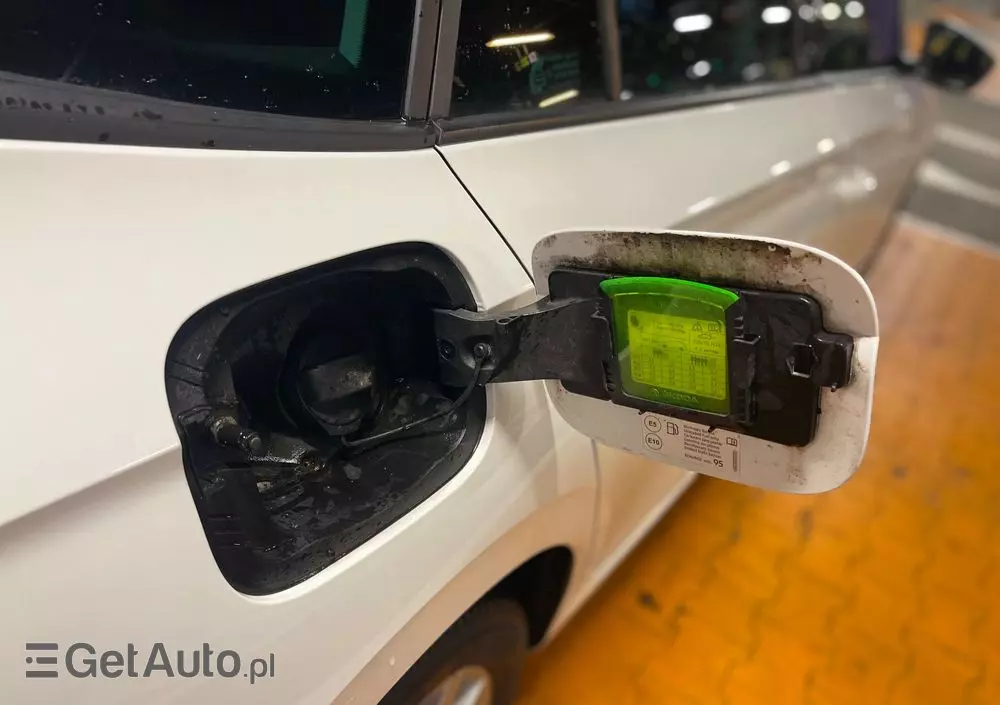 SKODA Scala 1.0 TSI Ambition DSG