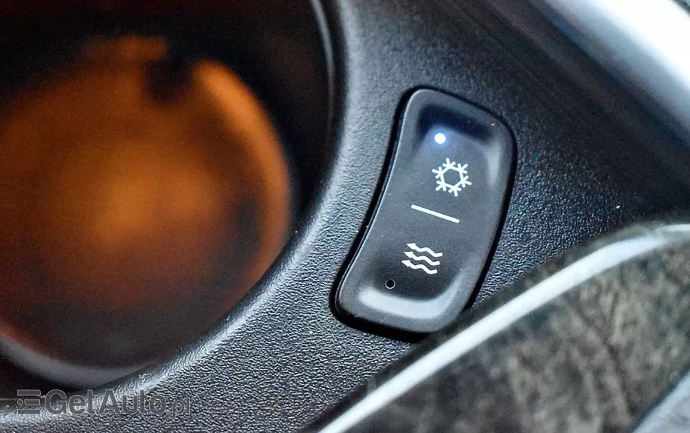 LANCIA Thema 3.0CRD Executive