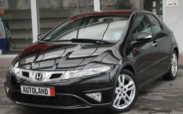 HONDA Civic 1.8 Sport