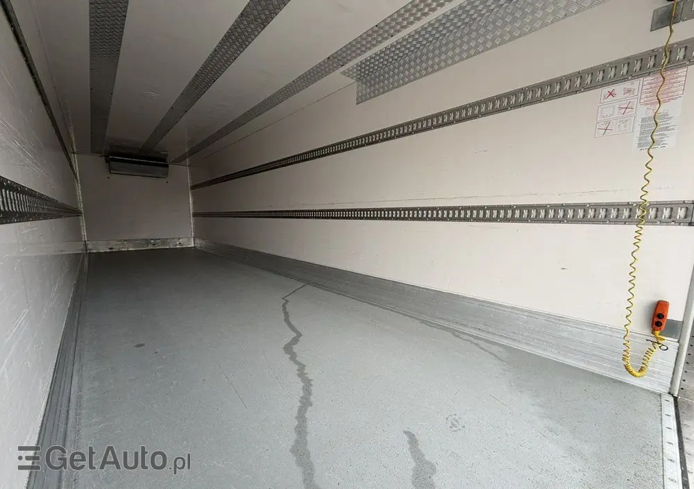 IVECO STRALIS 260S40 E6 Chłodnia Mroźnia Agregat THERMO KING T-1000R 