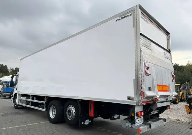 IVECO STRALIS 260S40 E6 Chłodnia Mroźnia Agregat THERMO KING T-1000R 