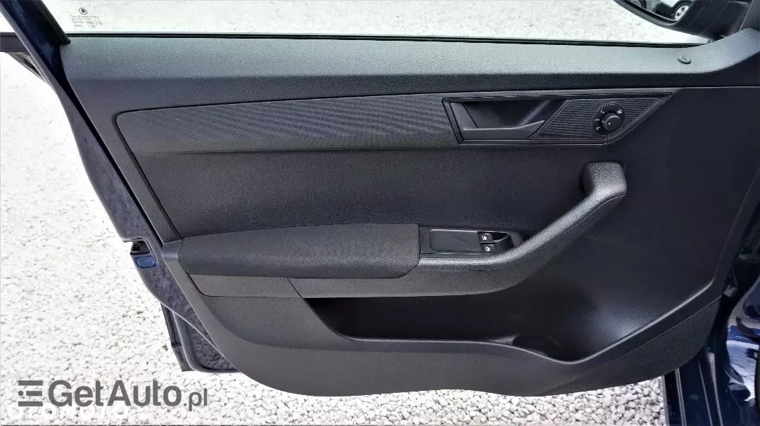 SKODA Fabia 1.0 Active