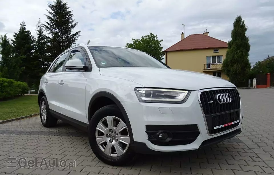 AUDI Q3 