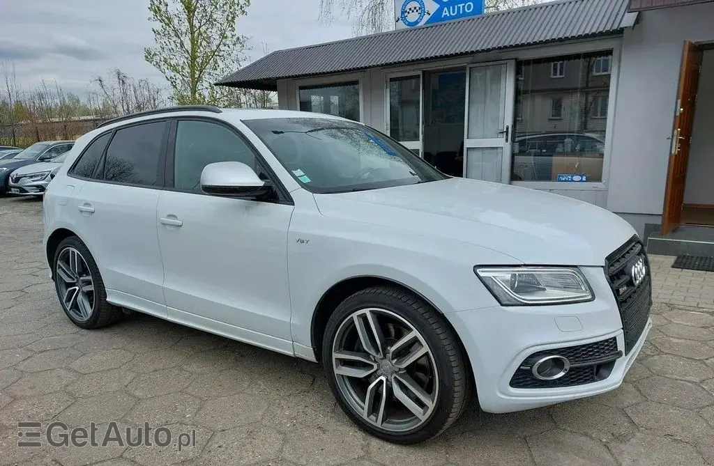 AUDI SQ5 