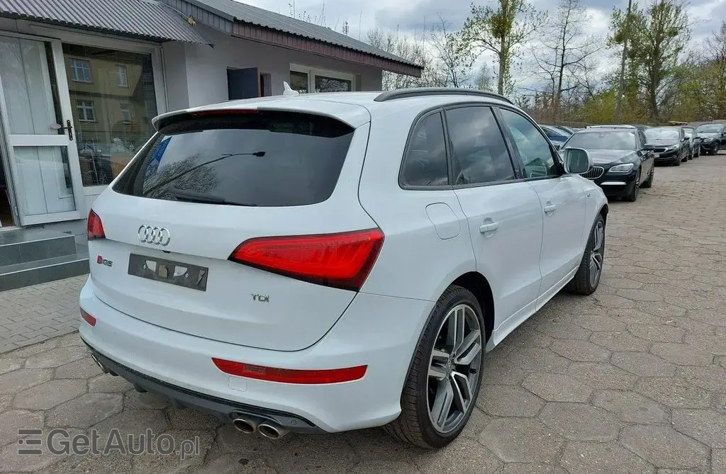 AUDI SQ5 