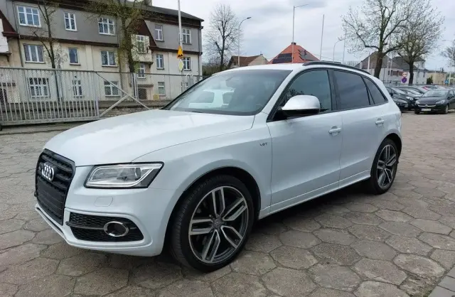 AUDI SQ5 