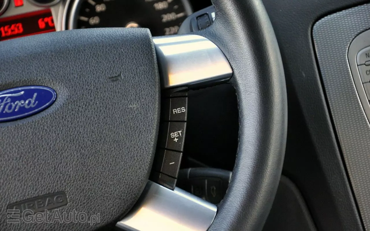 FORD Focus 1.8 FF Platinium X