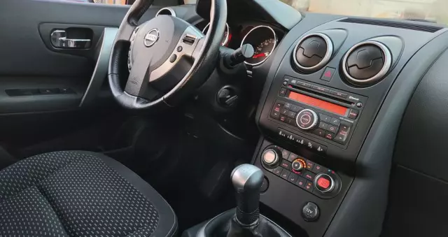 NISSAN Qashqai 1.6 I-Way