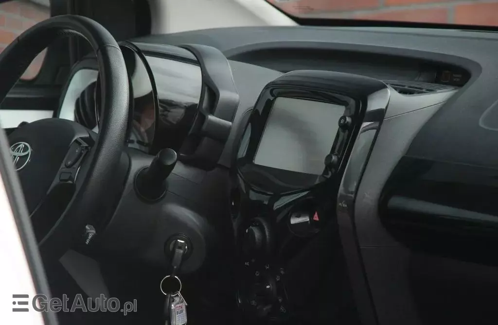 TOYOTA Aygo 