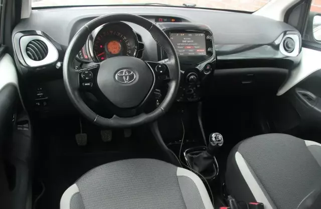 TOYOTA Aygo 