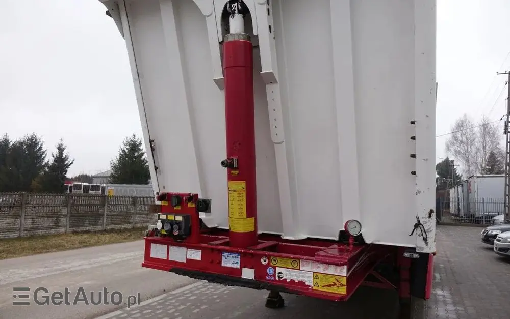 STAS WYWROTKA / S300CX / 44m3 / Z NADSTAWKAMI 52 m3 / ALUMINIOWA / OSIE MERCEDES / OŚ PODNOSZONA / KLAPO-DRZWI / ALUMINIOWE FELGI 