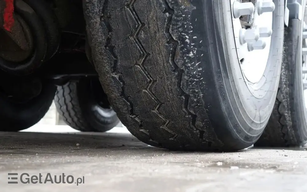 STAS WYWROTKA / S300CX / 44m3 / Z NADSTAWKAMI 52 m3 / ALUMINIOWA / OSIE MERCEDES / OŚ PODNOSZONA / KLAPO-DRZWI / ALUMINIOWE FELGI 