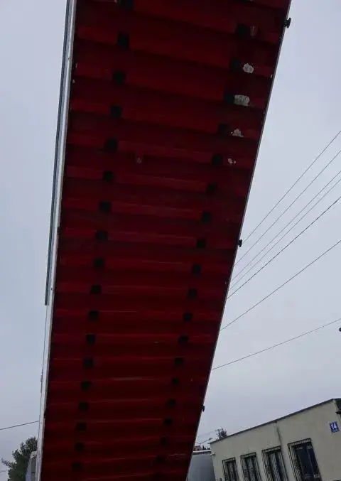 STAS WYWROTKA / S300CX / 44m3 / Z NADSTAWKAMI 52 m3 / ALUMINIOWA / OSIE MERCEDES / OŚ PODNOSZONA / KLAPO-DRZWI / ALUMINIOWE FELGI 