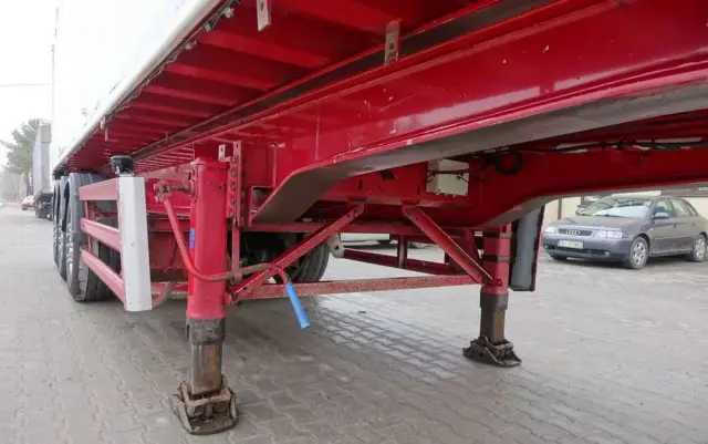 STAS WYWROTKA / S300CX / 44m3 / Z NADSTAWKAMI 52 m3 / ALUMINIOWA / OSIE MERCEDES / OŚ PODNOSZONA / KLAPO-DRZWI / ALUMINIOWE FELGI 