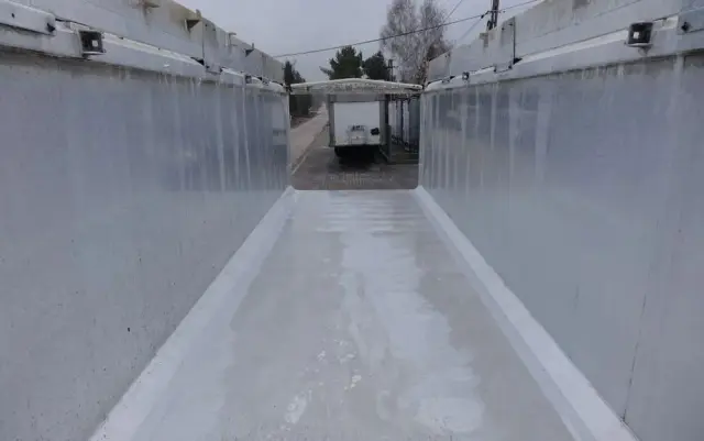 STAS WYWROTKA / S300CX / 44m3 / Z NADSTAWKAMI 52 m3 / ALUMINIOWA / OSIE MERCEDES / OŚ PODNOSZONA / KLAPO-DRZWI / ALUMINIOWE FELGI 