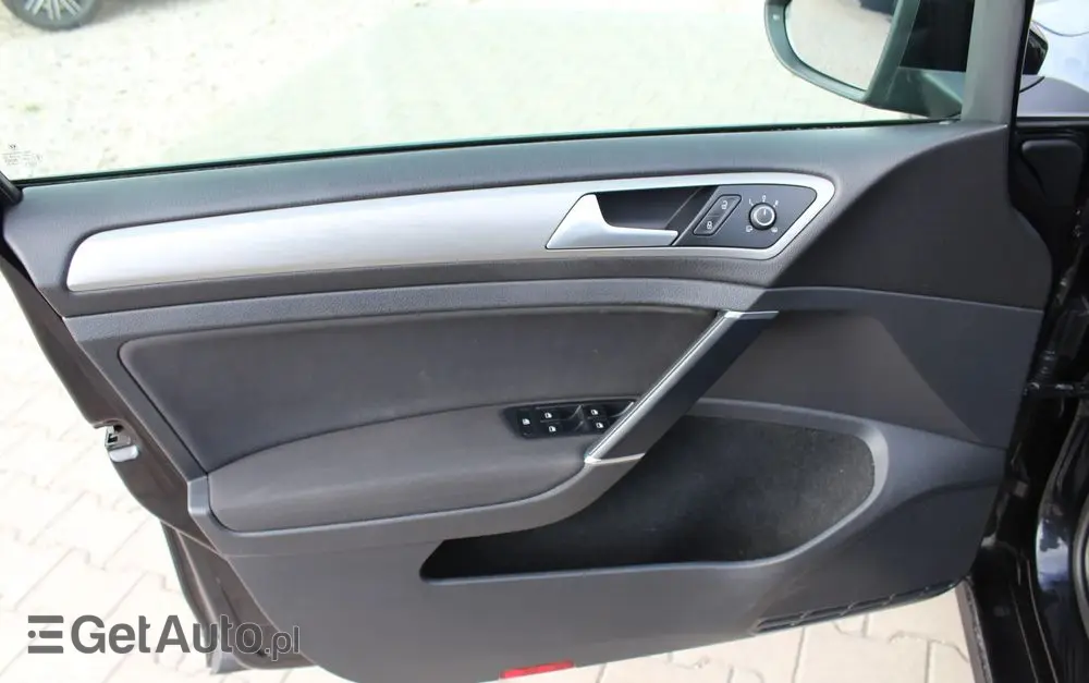 VOLKSWAGEN Golf 1.4 TSI BlueMotion Technology DSG Highline