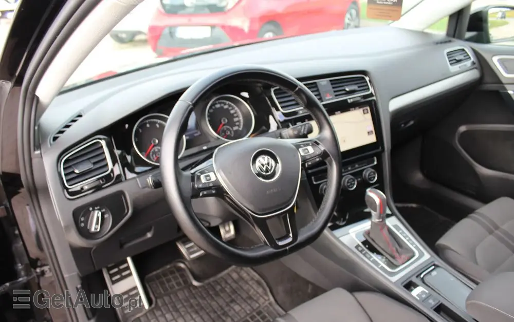 VOLKSWAGEN Golf 1.4 TSI BlueMotion Technology DSG Highline