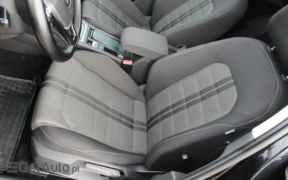 VOLKSWAGEN Golf 1.4 TSI BlueMotion Technology DSG Highline