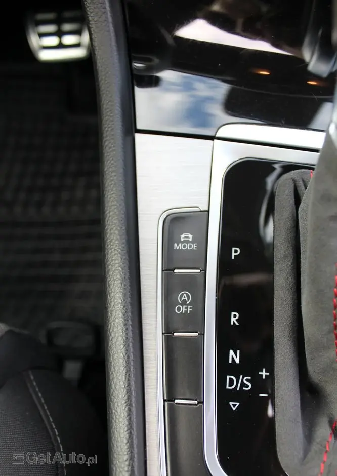 VOLKSWAGEN Golf 1.4 TSI BlueMotion Technology DSG Highline