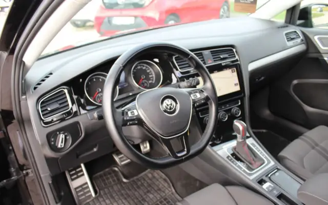 VOLKSWAGEN Golf 1.4 TSI BlueMotion Technology DSG Highline