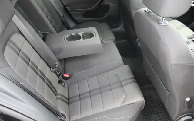 VOLKSWAGEN Golf 1.4 TSI BlueMotion Technology DSG Highline