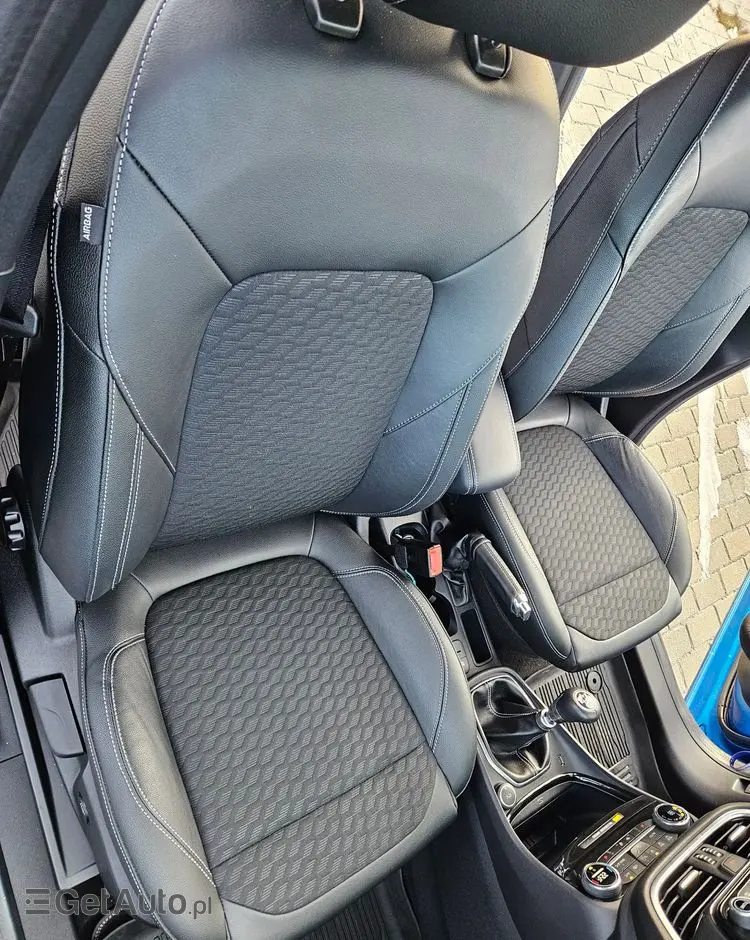 FORD Puma 1.0 EcoBoost Titanium