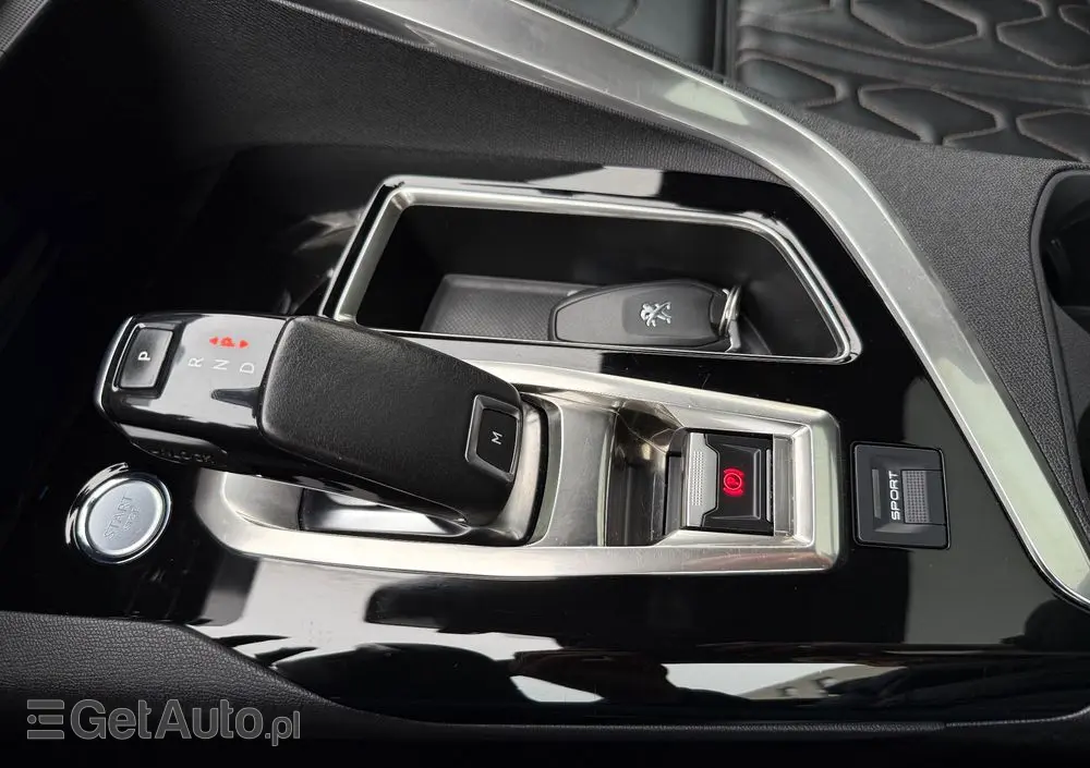 PEUGEOT 3008 1.6 THP Crossway S&S EAT6