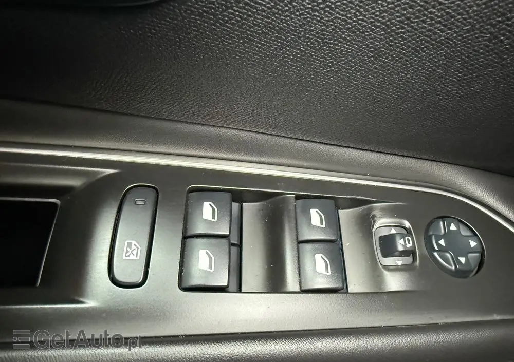 PEUGEOT 3008 1.6 THP Crossway S&S EAT6